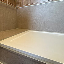 DUSCHMAX-Umbau-Wanne-zur-Dusche-1-Tag-29664-Nachher-09-IMG_3525-2000x2000-Detail