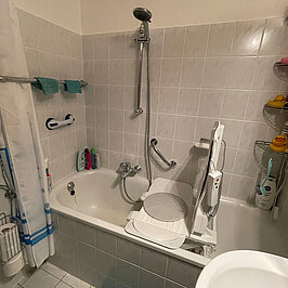 DUSCHMAX-Umbau-Wanne-zur-Dusche-1-Tag-51375-Aufmass-2000x2000