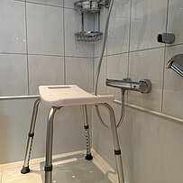 DUSCHMAX-Umbau-Wanne-zur-Dusche-1-Tag-47506-Nachher-06-Detail-IMG_3934-2000x2000